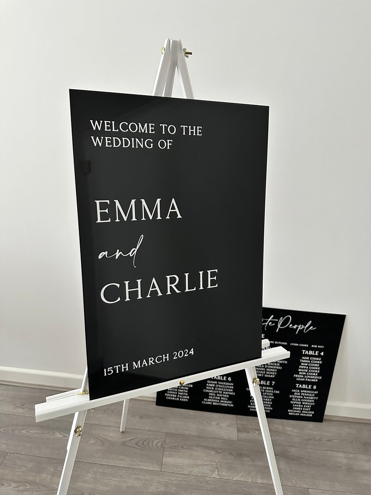Welcome sign